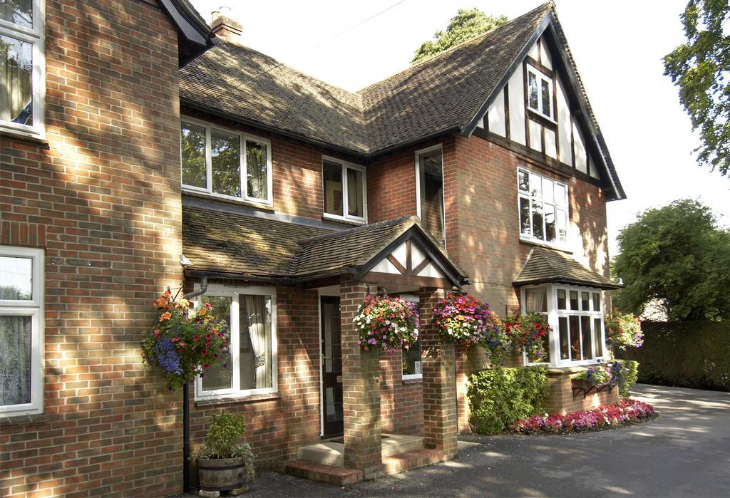 The Pilgrim'S Guest House Newbury  Exterior photo